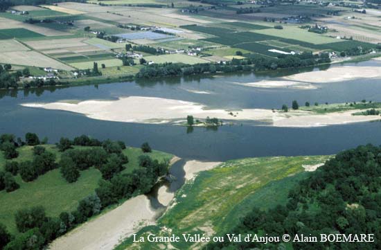 821 - Dampierre-sur-Loire